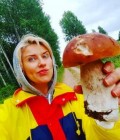 Rencontre Femme : Ilona, 42 ans à Biélorussie  шклов